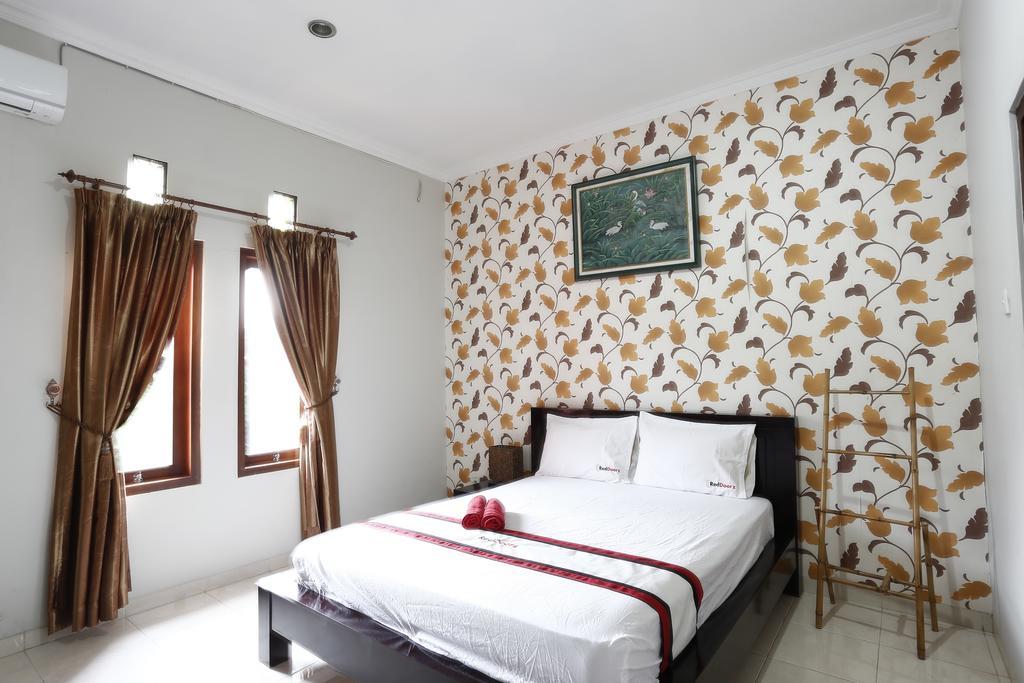 Reddoorz @ Jalan Damai Ξενοδοχείο Ngaglik Εξωτερικό φωτογραφία