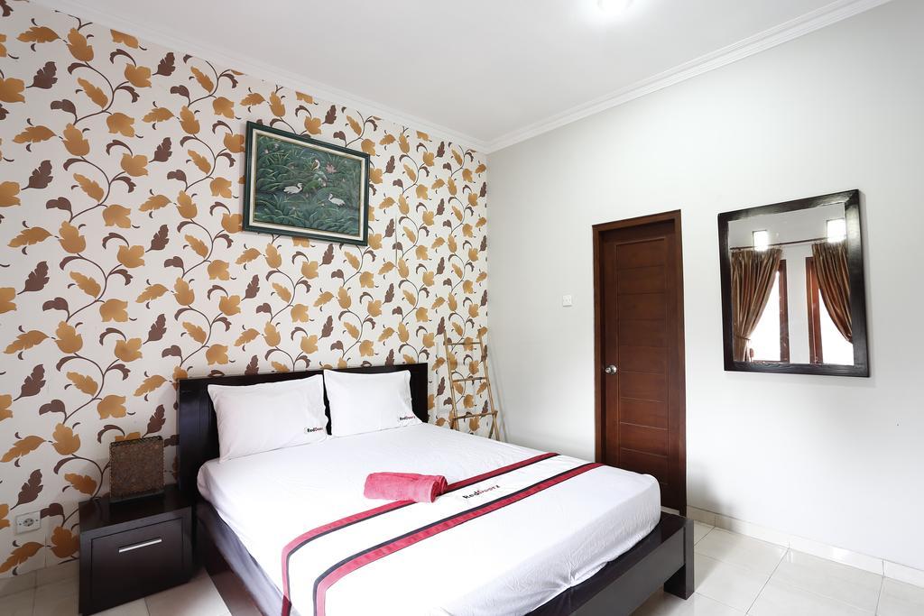 Reddoorz @ Jalan Damai Ξενοδοχείο Ngaglik Εξωτερικό φωτογραφία